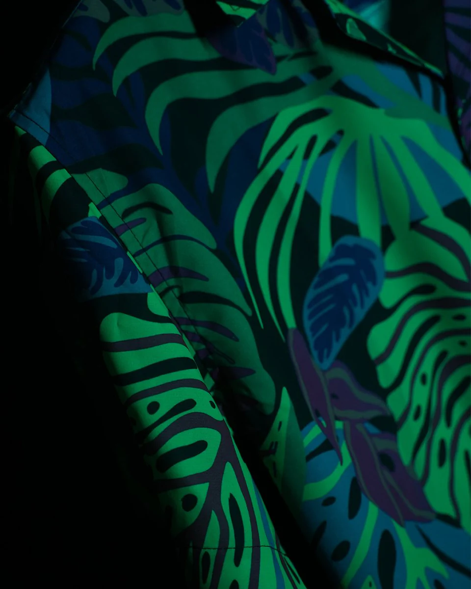 Neon Color Changing Shirt - Image 4